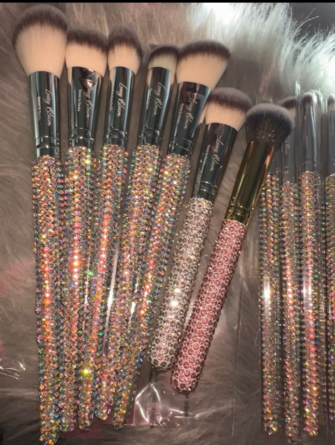 Luxury makeup brushes